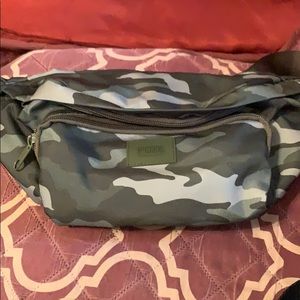 Love pink fanny pack